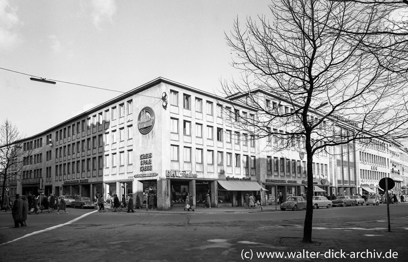 Gebäude der Kreissparkasse Köln 1965 am Neumarkt