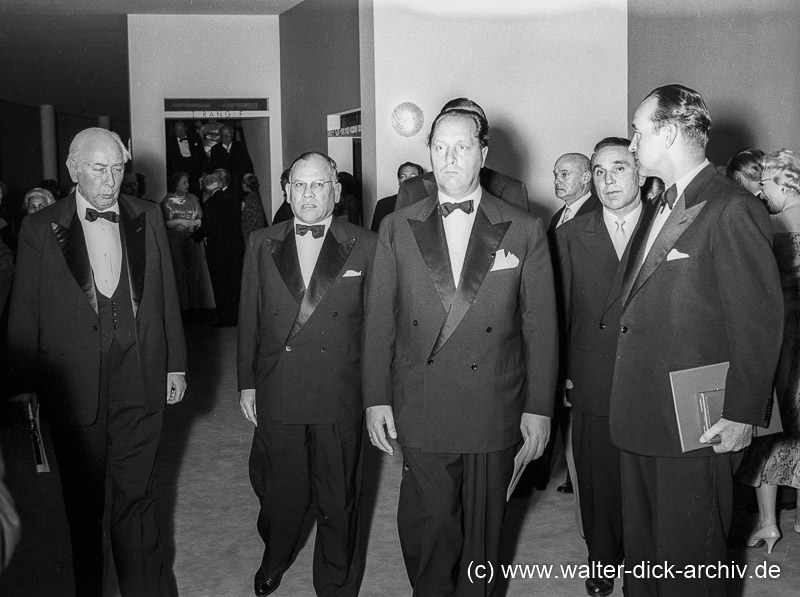 Eröffnung der neuen Oper 1957