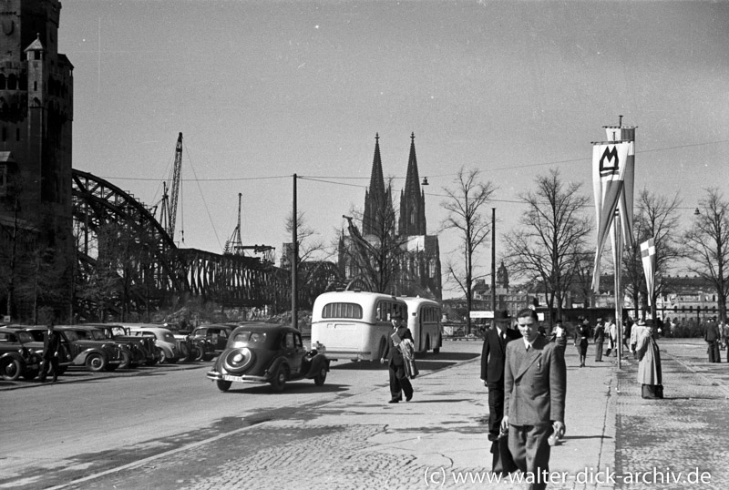 Blick von der Messe zum Dom