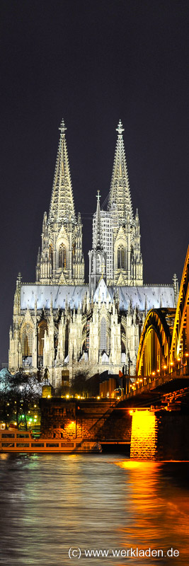 Dom bei Nacht Köln Dom Hohenzollernbrücke beleuchtet NAcht