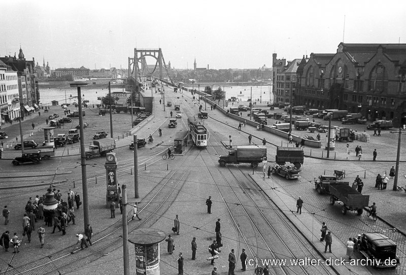 Heumarkt und Deutzer Brücke 1938