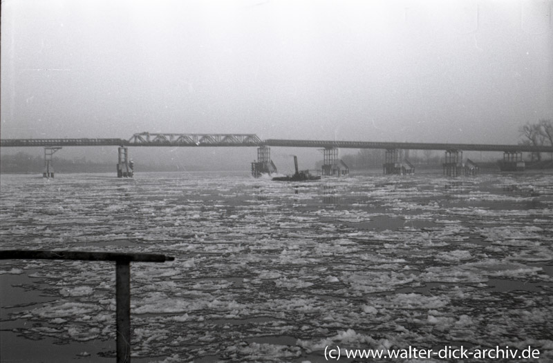 Pattonbrücke bei Eisgang