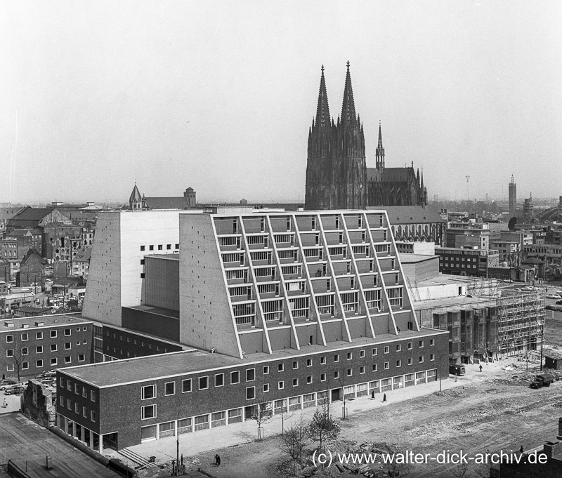 WDA1467-1-003 Die neue Oper 1957