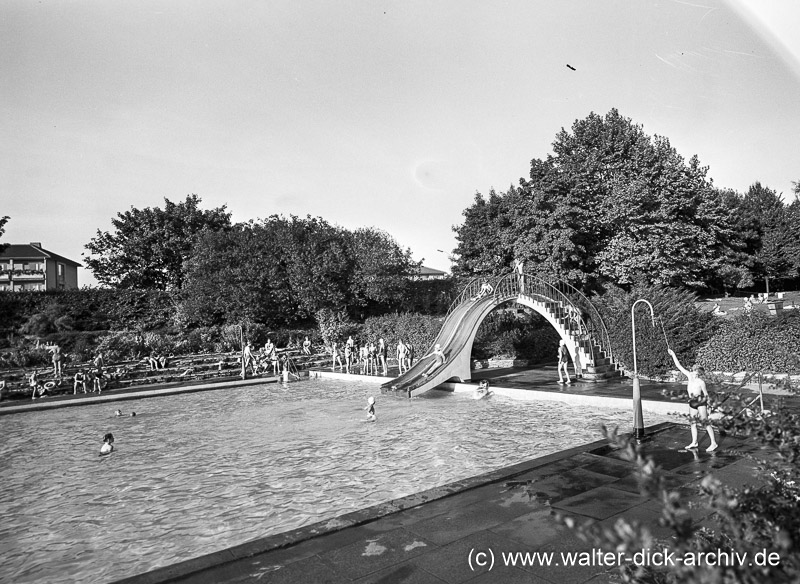 Schwimmbad am Eisstadion 1958