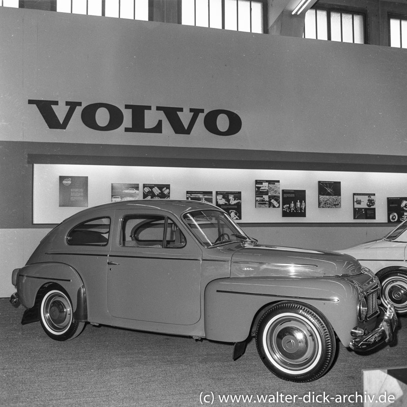 Volvo PV544 auf dem Genfer Autosalon 1964