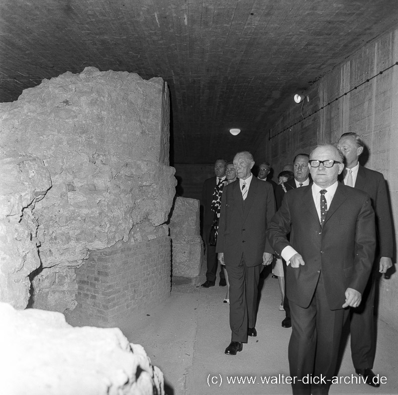 Im Prätorium Besuch Adenauers 1965