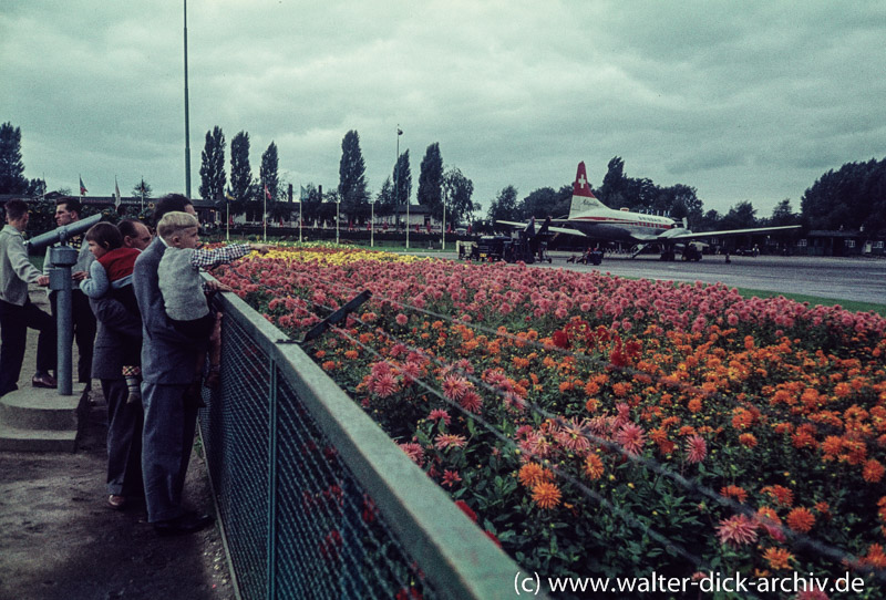 Am Flughafen in Wahn 1957