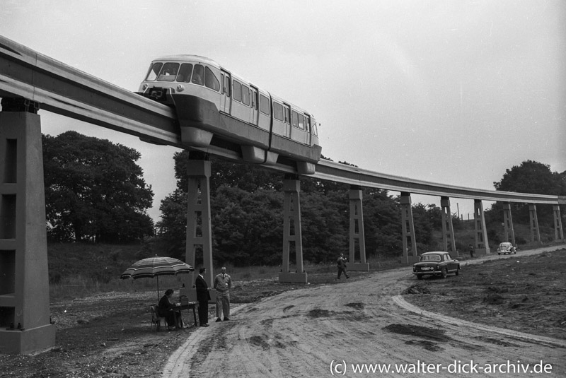 ALWEG-Bahn-Versuchszug Maßstab 1:1 1957