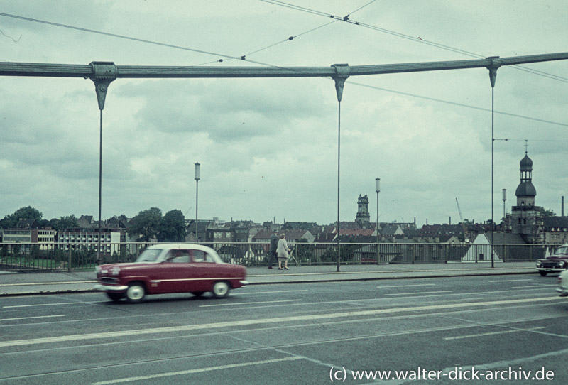 Auf der Mülheimer Brücke