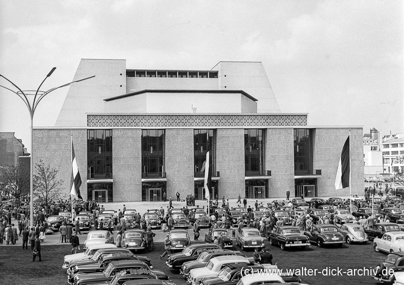 Eröffnung der neuen Oper 1957