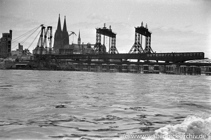 Wiederaufbau der Deutzer Brücke
