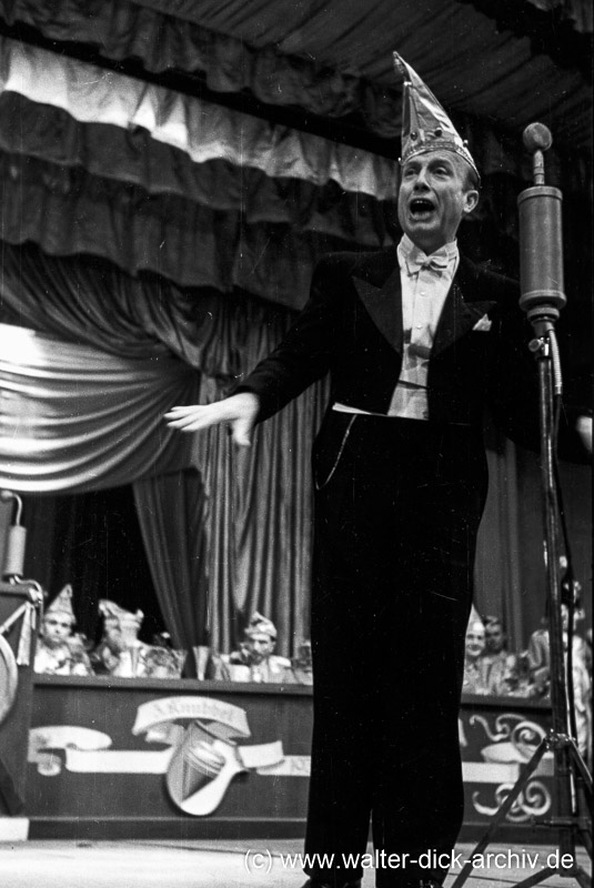 Karl Berbuer singt. 1949