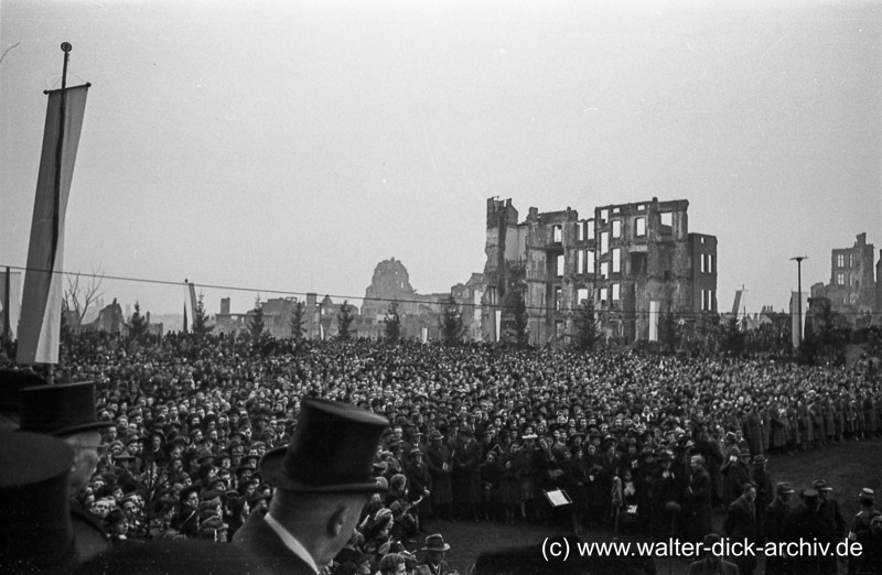 Feierlicher Empfang für Kardinal Frings 1946