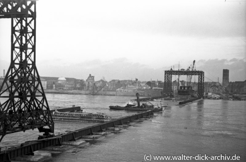 Bau der Deutzer Brücke 1947
