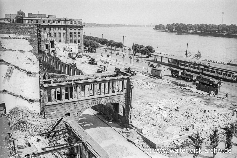 Abriss am Rheinufer 1953
