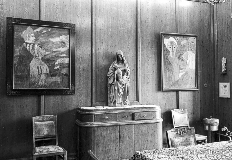 Marienskulptur im Haus von Josef Haubrich 1946