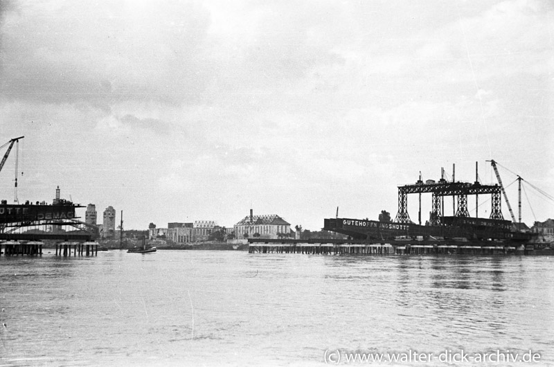 Freier Vorbau in der Mitte der neuen Köln-Deutzer Brücke