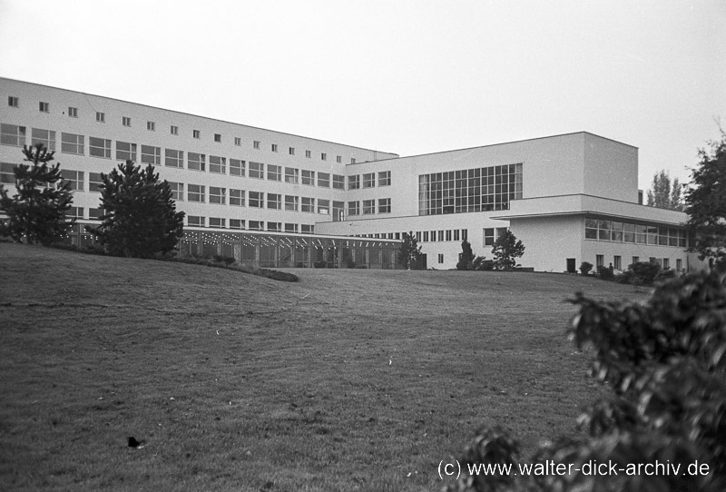 Parlamentsgebäude Bundestag und Bundesrat 1949