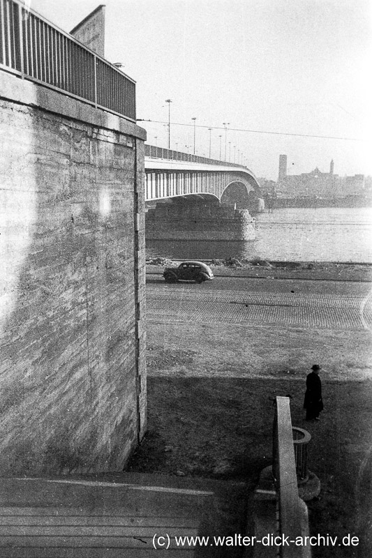 Die Deutzer Brücke 1950