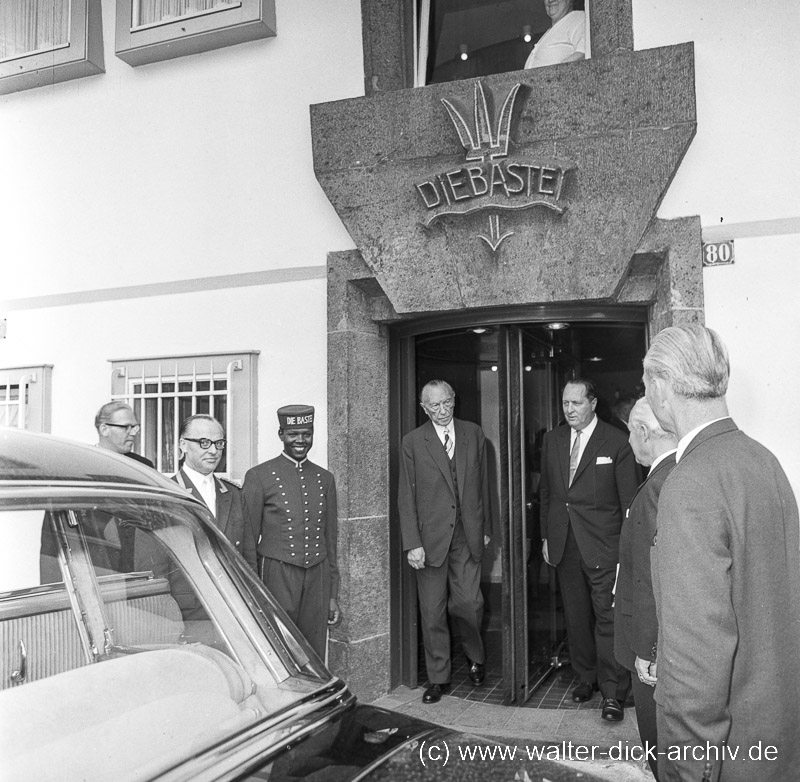 Da war die Bastei noch offen. Besuch Konrad Adenauers in Köln 1965