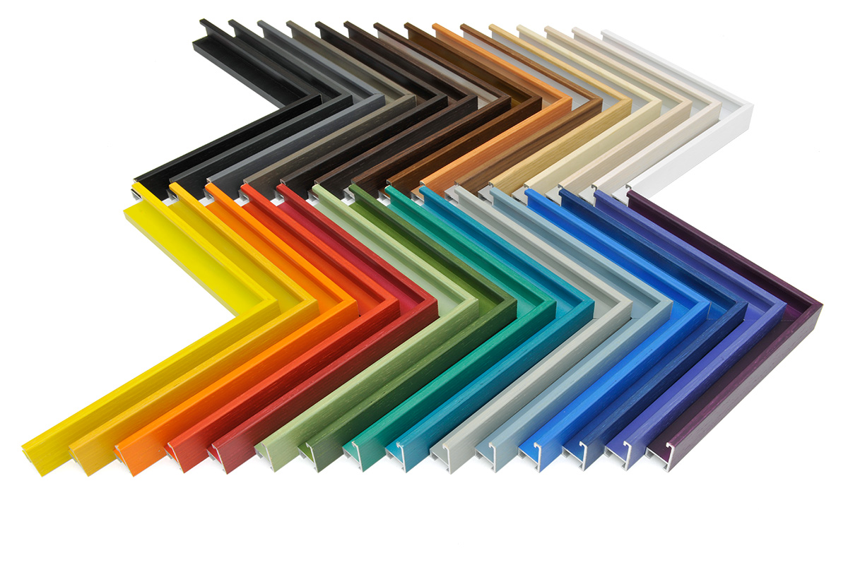 Bilderrahmen aus Aluminium mit farbigem Echtholzfurnier