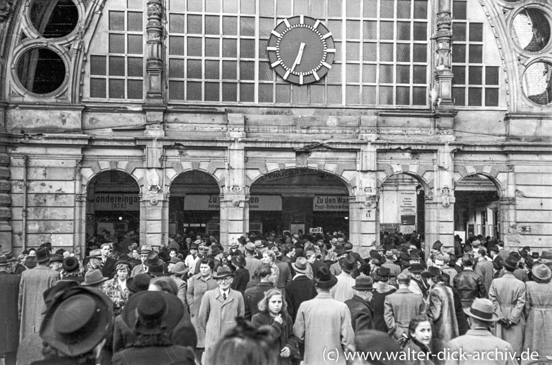 Haupteingang des alten Kölner Hauptbahnhofes