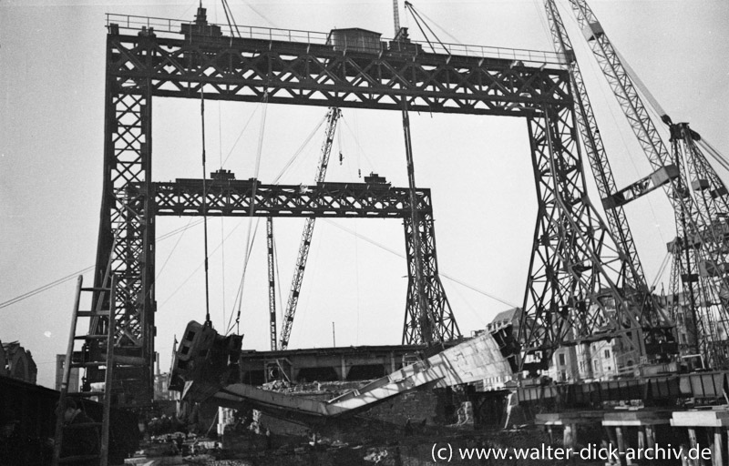 WDA100-022 Bau der Deutzer Brücke