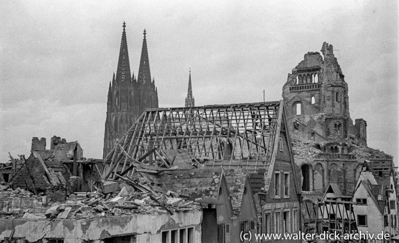 WDA038-1-025 Dom und Groß St. Martin-Copy
