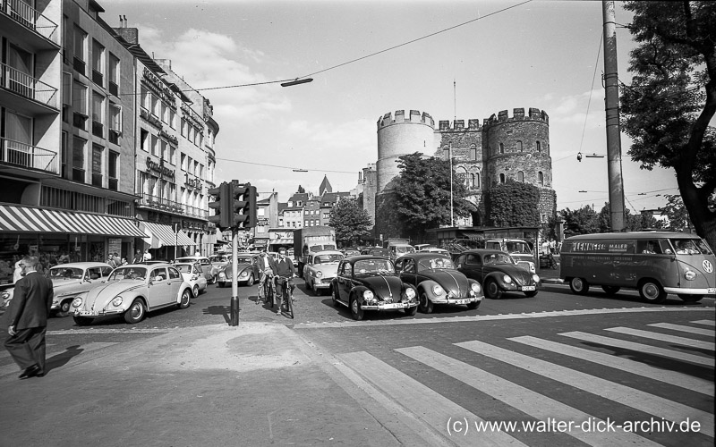Verkehr am Rudolfplatz  1962