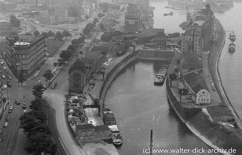Der Berger Hafen Düsseldorf um 1955