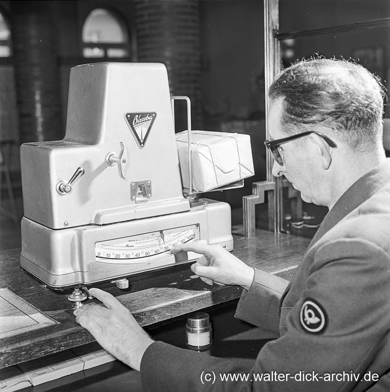 Kriegsblinder Postbeamter  1958