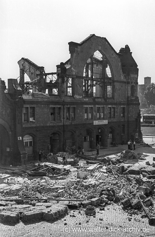 Ruine der alten Markthalle 1949