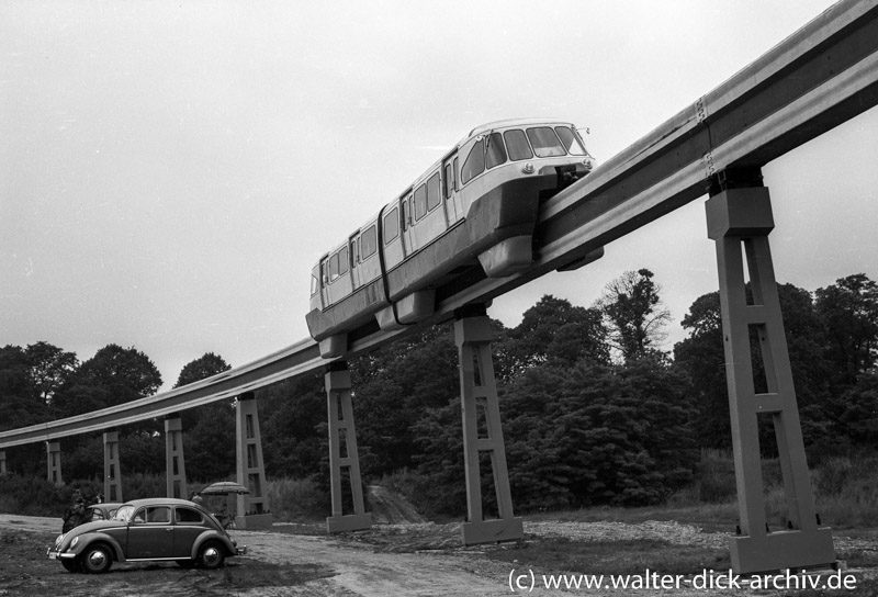 ALWEG-Bahn-Versuchszug Maßstab 1:1 1957