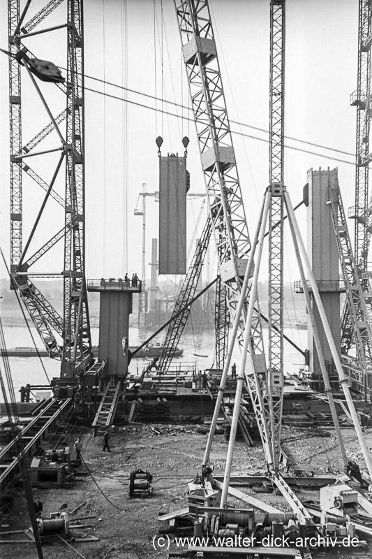 WDA464-14 Bau der Mülheimer Brücke 1949