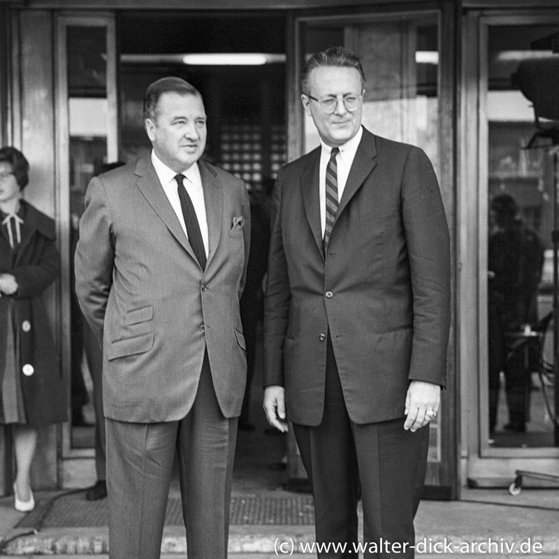 Henry Ford II und John Andrews 1960
