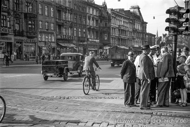 Verkehrsunterricht am Rudolfplatz? 1938