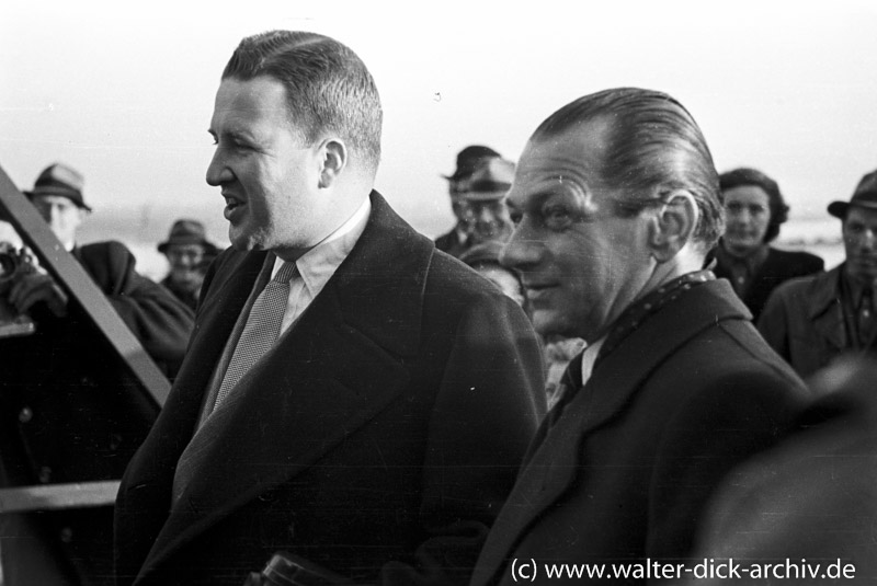 Henry Ford II zu Besuch bei den Kölner Ford-Werken